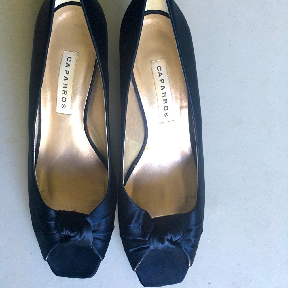 Royal blue satin heels!